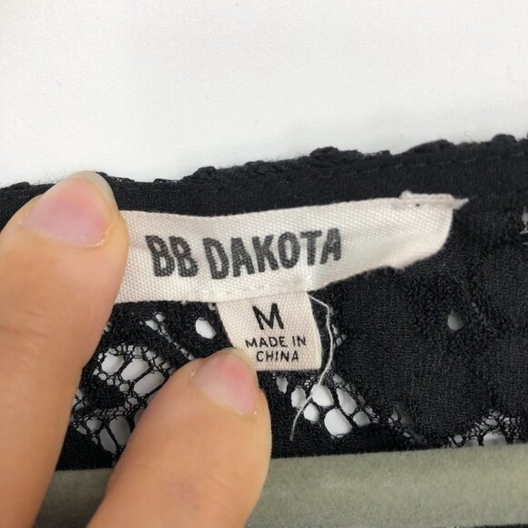 BB Dakota black short sleeve t-shirt cropped floral lace sheer back size M - Picture 4 of 8